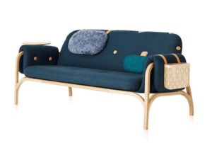 Button-Sofa--by-Front-for-Swedese-500px